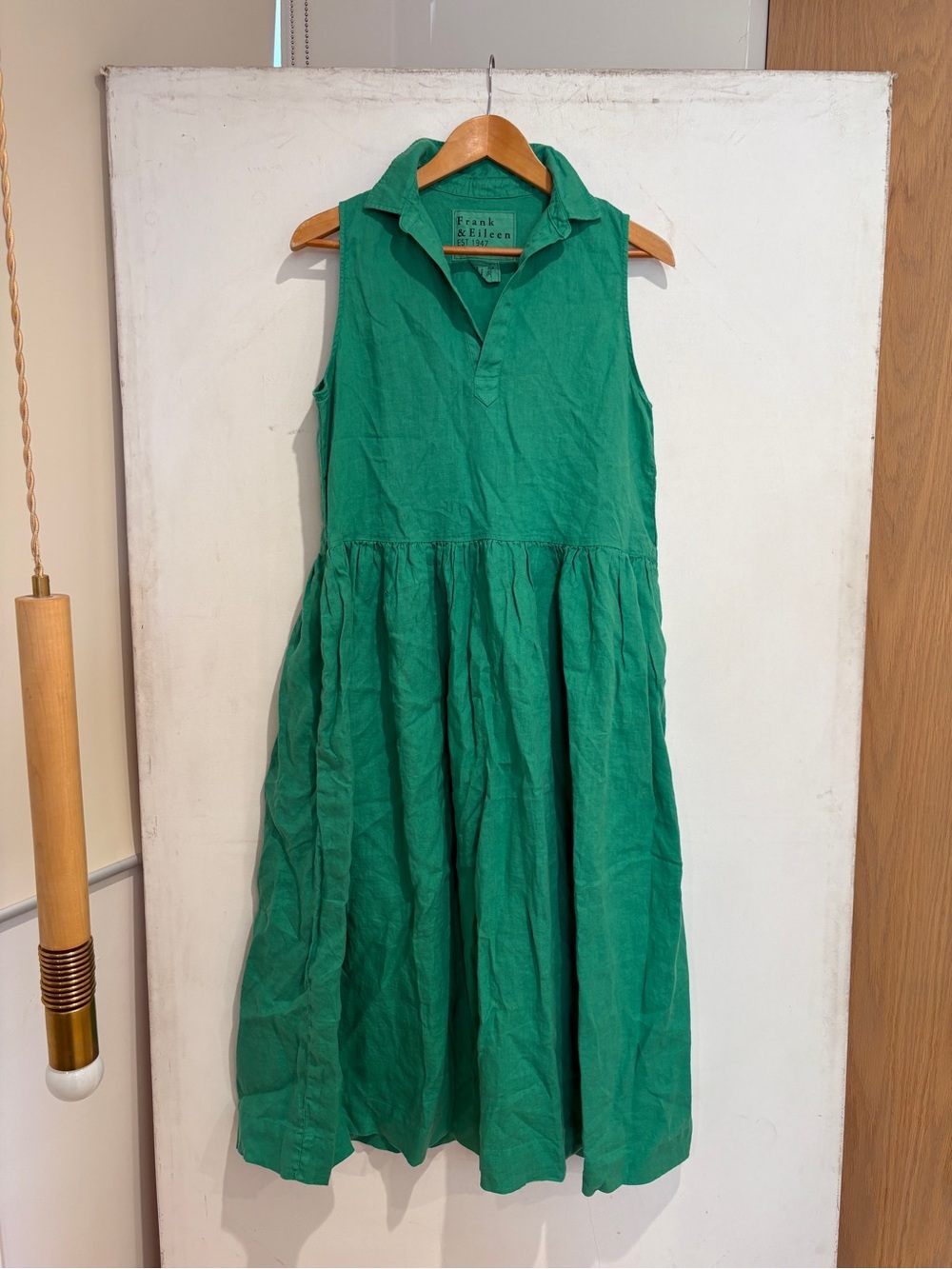 $298 NWOT Frank & Eileen “Daphne” Sleeveless Popover Dress in Green Sz Small